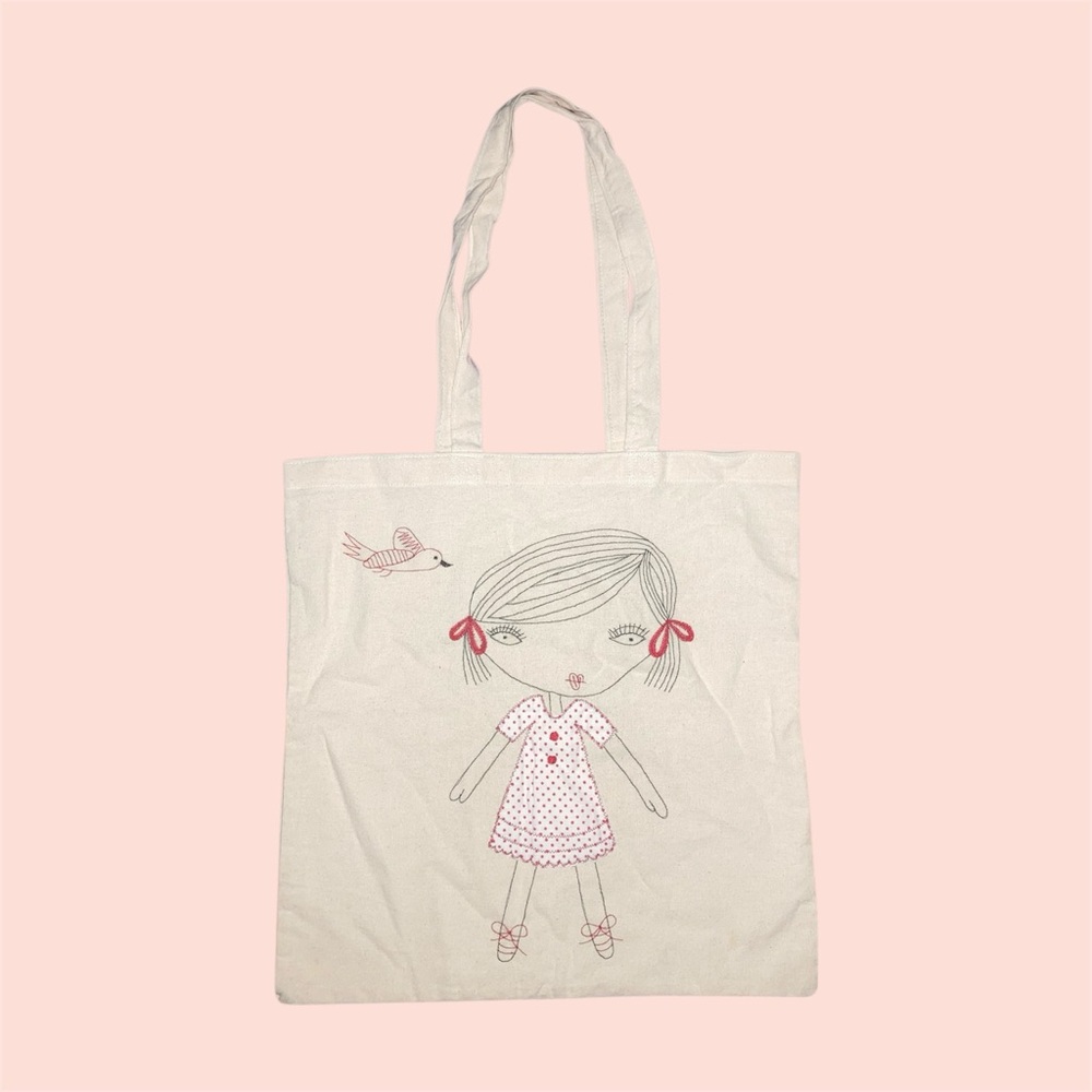 Cheap & Chic Canvas Tote